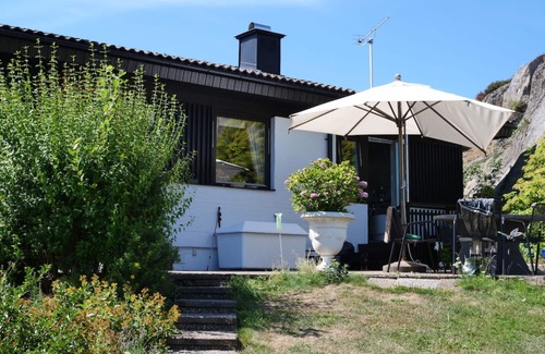 Ellos Casa | Wonderful holiday home with sea views and private pool
