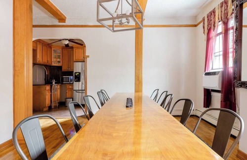 Queens Casa | Wonderful House in Long Island City, comforting and spacious near to Manhattan