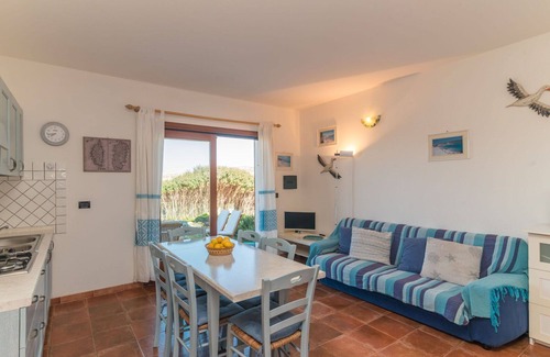 Capo Testa Casa | Estupenda casa de vacaciones para 4 personas con TV, terraza y aparcamiento
