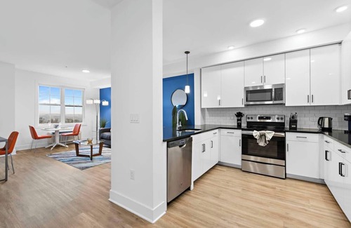 Fairview Apartamento | Wonderful ! King 1BR ! Free Parking ! 30 min NYC !
