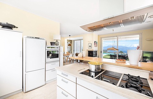 Lonato del Garda Villa | Wonderful Lake Garda Villa | Spectacular Lake Views | Private Pool | Lonato Del Garda