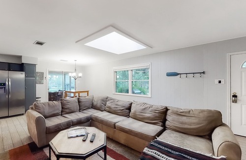 Kingsland Casa | Wonderful Lakefront Home w/ Yard, Water Views, Central AC, WiFi, Private W/D