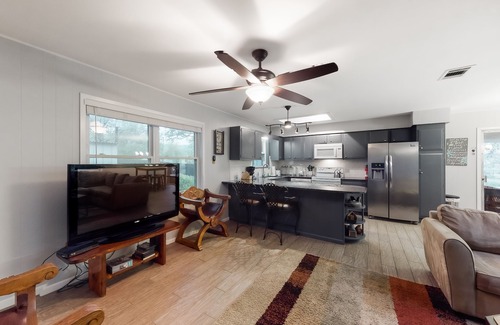 Kingsland Casa | Wonderful Lakefront Home w/ Yard, Water Views, Central AC, WiFi, Private W/D