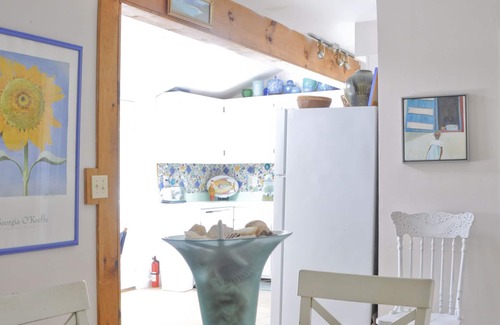 Saybrook Manor Cabaña | Maravillosa ubicación, a pie de playa, patio privado, perros bien, tarjetas de crédito
