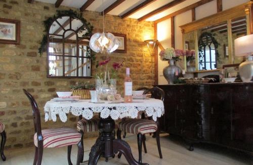 Bloxham Casa | Wonderful Picturesque Countryside Cottage