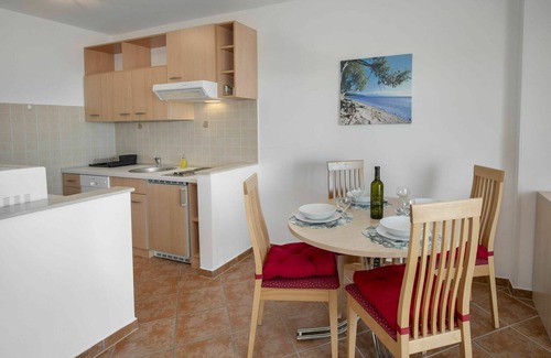 Klenovica Casa | Preciosa casa de vacaciones privada con piscina privada, A/C, WIFI, TV, terraza y aparcamiento