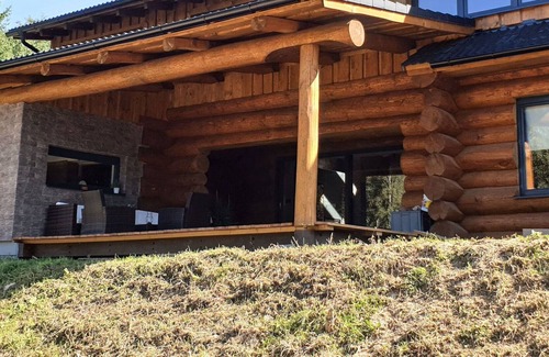 Benesov nad Cernou Casa | Maravillosa casa de vacaciones privada con jacuzzi, terraza, vista panorámica, aparcamiento