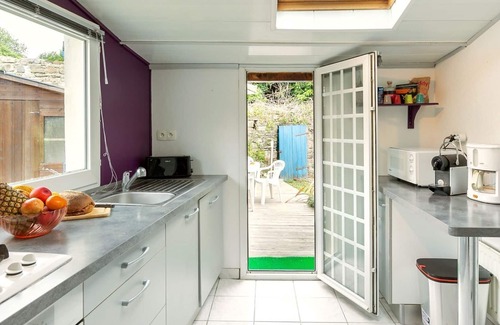 Hanvec Casa | Estupenda casa de vacaciones privada con TV, terraza, mascotas permitida y aparcamiento