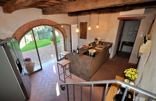 Montegonzi Villa | Casa de vacaciones privada con A/C, piscina privada, WIFI, TV, veranda, vista panorámica