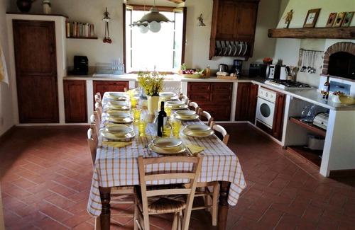 Montegonzi Villa | Casa de vacaciones privada con A/C, piscina privada, WIFI, TV, veranda, vista panorámica