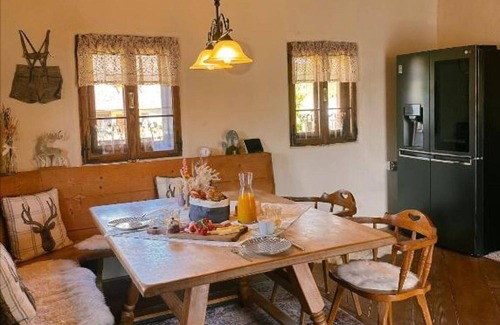 Brodingberg Casa | Estupenda casa de vacaciones privada con bañera de hidromasaje, WIFI, A/C, TV, patio, aparcamiento