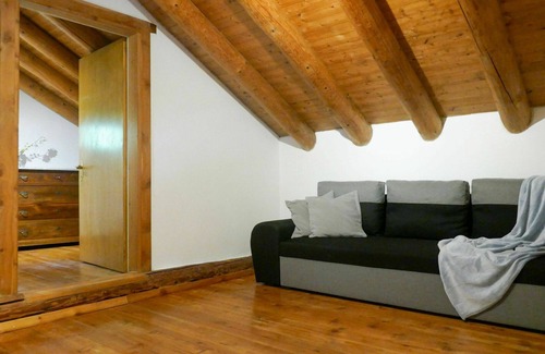 Malvaglia-dagro Casa | Estupenda casa de vacaciones privada con WIFI, TV, terraza, mascotas permitida y aparcamiento