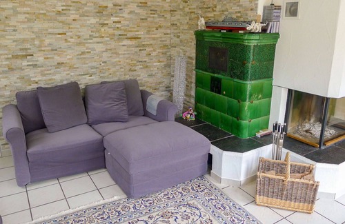 Oberiberg Villa | Preciosa casa de vacaciones privada con WIFI, TV, patio, vista panorámica y aparcamiento