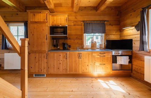 Bily Potok Villa | Preciosa casa de vacaciones privada para 8 personas con WIFI, TV, mascotas permitida y aparcamiento