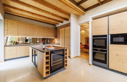 Monteu Roero Villa | Casa de vacaciones privada con piscina privada, A/C, WIFI, patio, aparcamiento, cerca de Alba