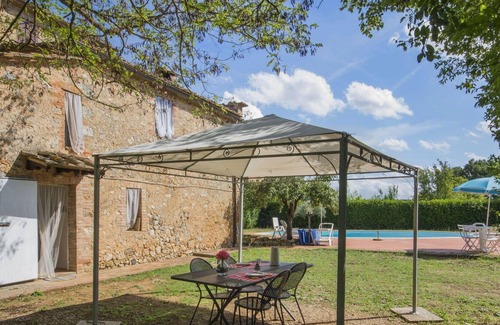 Simignano Villa | Estupenda casa de vacaciones privada con piscina privada, patio y aparcamiento, cerca de Siena