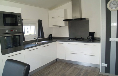 Dordtse Biesbosch Casa | Estupenda casa de vacaciones privada para 6 personas con piscina, WIFI, TV, terraza y aparcamiento