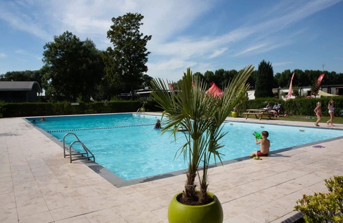 Dordtse Biesbosch Casa | Maravillosa casa de vacaciones privada para 4 personas con WIFI, TV, terraza y aparcamiento