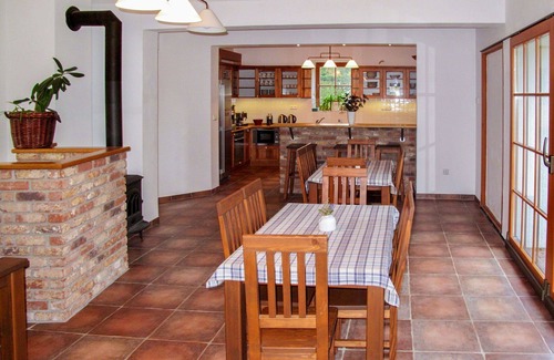 Holetin Villa | Casa de vacaciones privada con WIFI, piscina privada, TV, terraza, mascotas permitida, aparcamiento