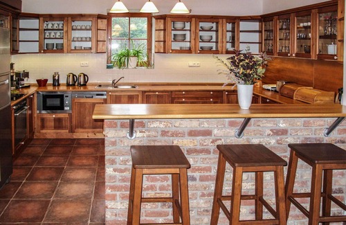 Holetin Villa | Casa de vacaciones privada con WIFI, piscina privada, TV, terraza, mascotas permitida, aparcamiento