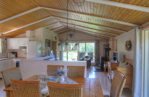 Bremke Casa | Casa de vacaciones privada con WIFI, TV, patio, mascotas permitida, vista panorámica, aparcamiento