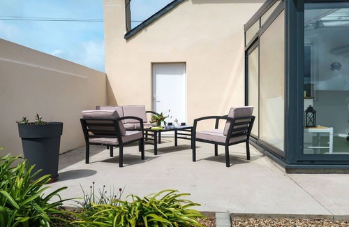Pleubian Casa | Maravillosa casa de vacaciones privada con WIFI, TV, terraza, mascotas permitida y aparcamiento
