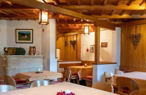 Gaschurn Casa | Preciosa casa de vacaciones privada con WIFI, TV, terraza, mascotas permitida y aparcamiento