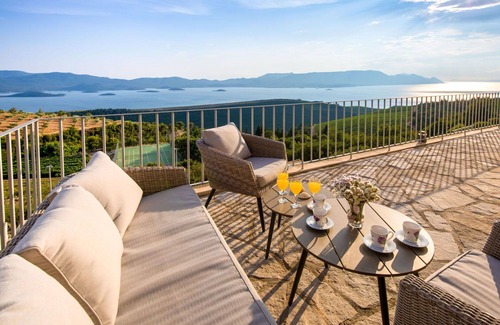 Slivno Villa | Preciosa casa de vacaciones privada con piscina privada, WIFI, A/C, jacuzzi, TV, terraza