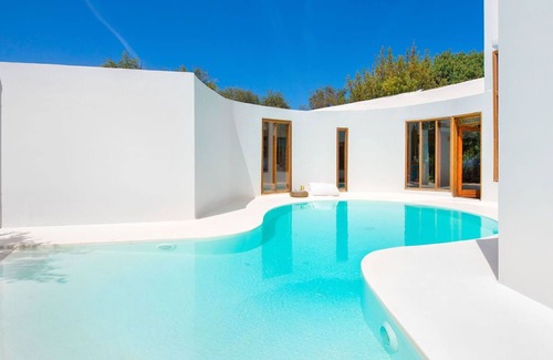 Ialyssos Villa | Preciosa casa de vacaciones privada con WIFI, A/C, piscina privada, TV, patio, aparcamiento