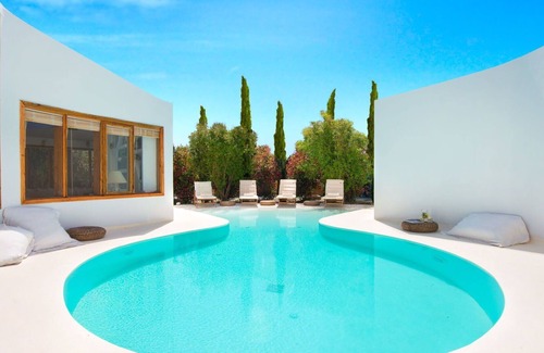 Ialyssos Villa | Preciosa casa de vacaciones privada con WIFI, A/C, piscina privada, TV, patio, aparcamiento