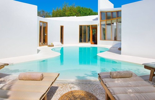 Ialyssos Villa | Preciosa casa de vacaciones privada con WIFI, A/C, piscina privada, TV, patio, aparcamiento