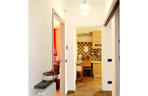 Brezzo di Bedero Casa | Estupenda casa de vacaciones privada con WIFI, TV, patio, mascotas permitida y aparcamiento