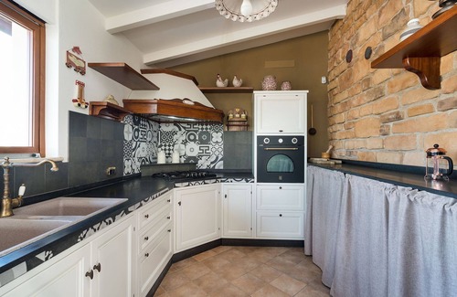 Mockarta Villa | Casa de vacaciones privada con A/C, WIFI, piscina privada, TV, terraza, vista panorámica