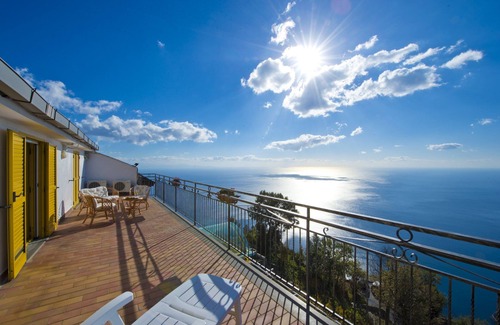 Furore Villa | Wonderful Property with Beautiful Sea View Terraces and Jacuzzi