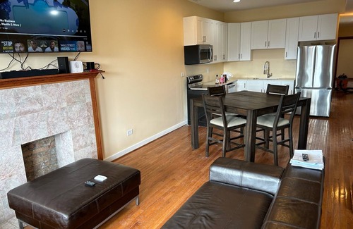 Woodlawn Condominio | Wonderful Three Bedroom Condo in Woodlawn