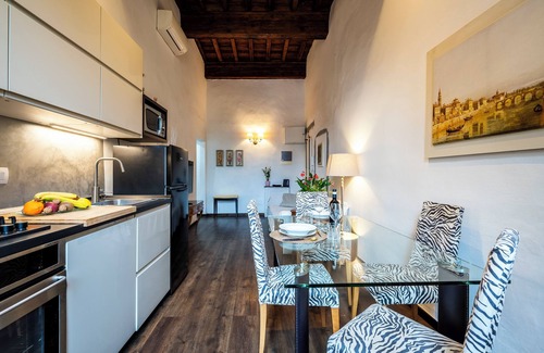 Santo Spirito Apartamento | Nuevo carmín dulce San Frediano