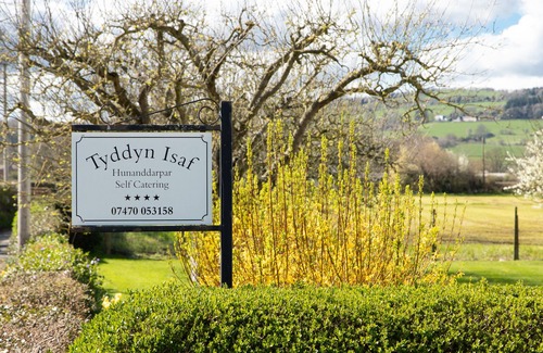 Llanychan Cabaña | Alojamiento 4 estrellas con maravillosas vistas a las montas de Clwydian, Ruthin