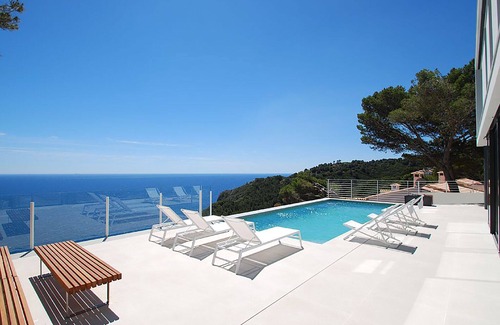 Aiguablava Villa | Maravillosa villa 180 Mar - primera línea de mar