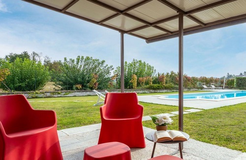 Cortazzone Casa | Estupenda casa de vacaciones para 10 personas con piscina, WIFI, TV, patio y aparcamiento