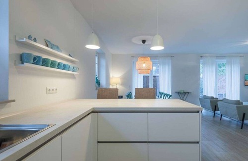 Tating Casa | Maravillosa casa de vacaciones con WIFI, TV, terraza, mascotas permitida y aparcamiento