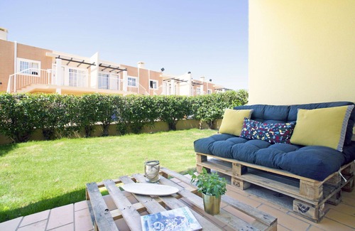 Pera Casa | Maravillosa casa de vacaciones para 6 personas con piscina, A/C, WIFI, TV, terraza y aparcamiento