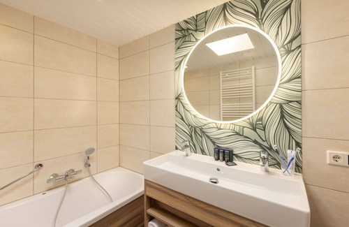 Dalen Casa | Preciosa casa de vacaciones para 6 personas con jacuzzi, piscina, WIFI, TV, terraza y aparcamiento