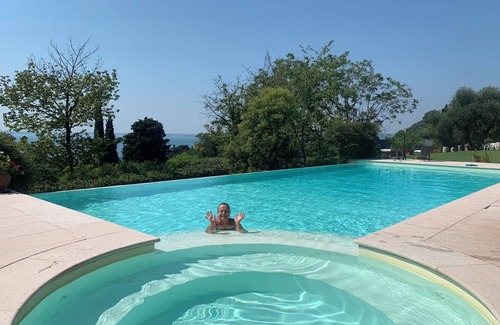 Garda Apartamento | Wonderfull Apartament in Villa with private pool