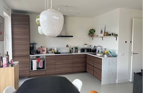 Amsterdam North Casa | Woning in Amsterdam aan het Water met 10 Minuten Lopen Naar het Centrum