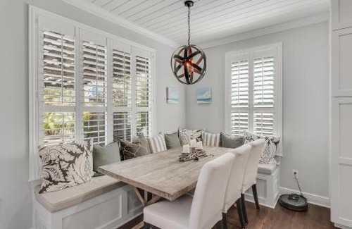 Sugarwood Beach Casa | Wood Beach Retreat Perfect 30A Location offering Easy Beach Access & Private Pool