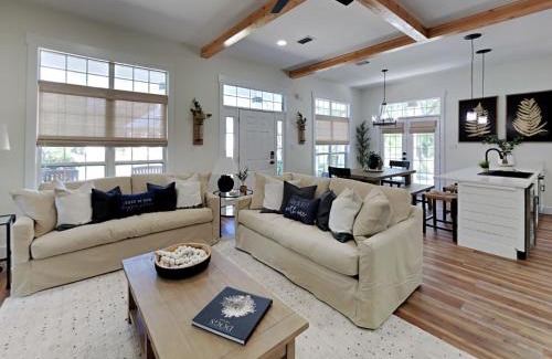 Sugarwood Beach Casa | Wood Beach Retreat