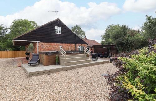Boston Casa | Wood Farm Cottage