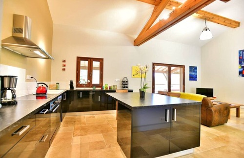 Les Artigues-de-Lussac Casa | Casa de madera en el corazón de la naturaleza