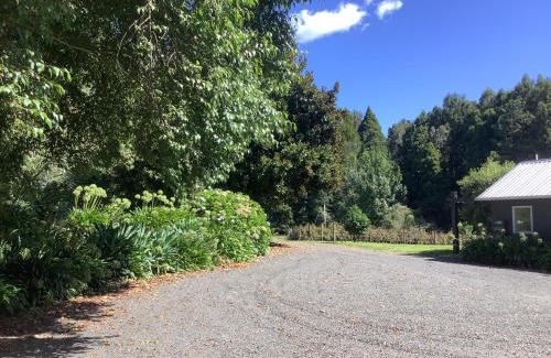 Waikino Apartamento | Wood Pigeon Cottage Pet Friendly Free Breakfast Hauraki Rail Trail 2kms