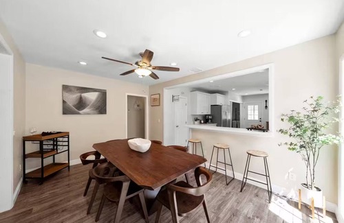 Riverside Casa | Wood Streets Backyard Oasis RCC/DWTN